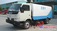 东风金霸型扫路车