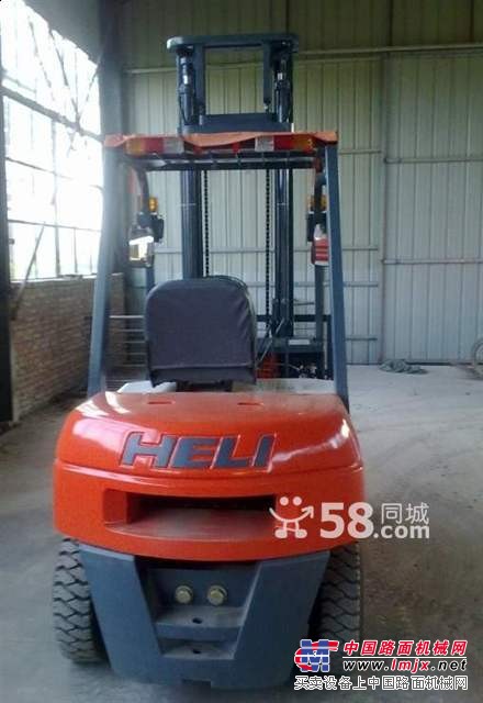  台州温州二手叉车市场价格3吨4.5吨6吨合力叉车图片3万 