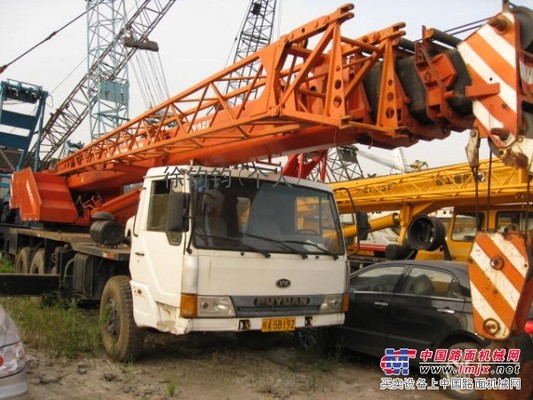 （山西二手汽車吊）（內(nèi)蒙古二手吊車）宏偉二手汽車吊市場