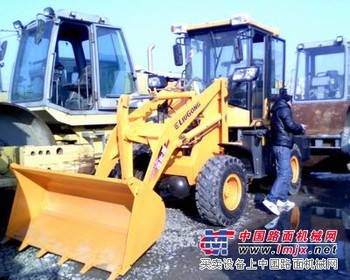 全新柳工2吨装载机 转让