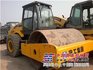 元旦二手压路机打折++促销二手振动压路机