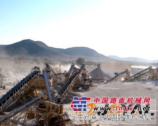 供应宽650胶带输送机-上海卓亚矿山机械有限公司