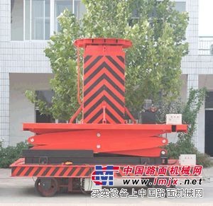 供应济南金川钢厂专用液压升降机