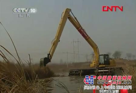 中國南車北京時代集團水陸機甲/水陸兩棲挖掘機