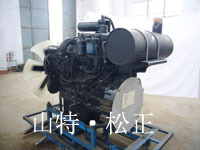 PC60-7气缸盖总成6204-11-8220 ，小松原厂件