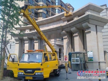 朝阳区路灯维修车租赁升降车出租 高空摄影升降车出租