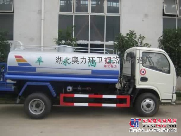 供应东风金霸绿化喷洒车★洒水车价格★洒水车图片 车辆配置