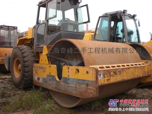“沧州二手压路机，二手徐工20JC压路机价格”包退包换