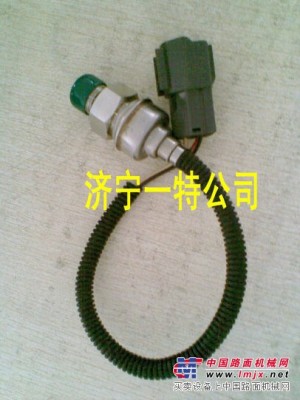 小松纯正配件小松原厂配件pc400-6传感器