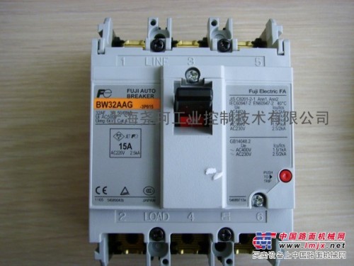 供应FUJI全系列低压电器接触器、空开断路器、按钮开关，热继