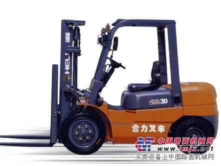  哪里出售H2000型合力叉車，價格低質(zhì)量好手續(xù)全