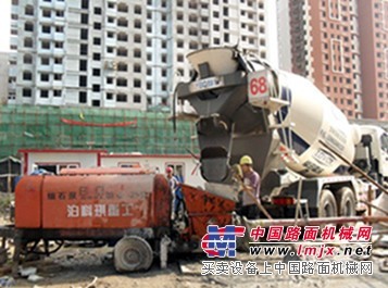 出售现货液控二代细石混凝土输送泵|泊科琪生产厂家行业之道