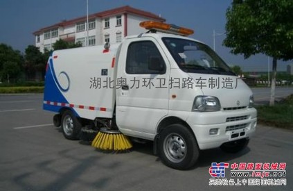 供应长安小型扫路车〓小型节能清洁车〓小区垃圾清扫车		