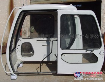 供应住友挖掘机驾驶室200A3