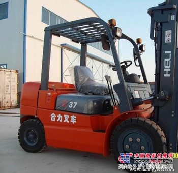 赤峰二手叉车3吨6吨7吨合力叉车价格杭州叉车经销商电话