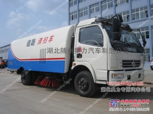 沧州市供应东风多利卡道路清扫车 东风多利卡大型垃圾清洁扫路车