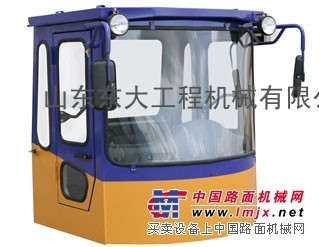服务中华　共建未来 LG855驾驶室山西专卖