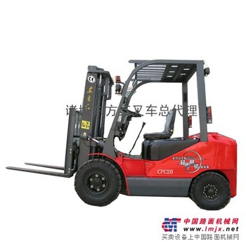 CPC20内燃平衡重式叉车