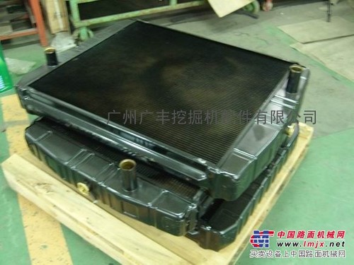 供应大宇挖掘机散热器