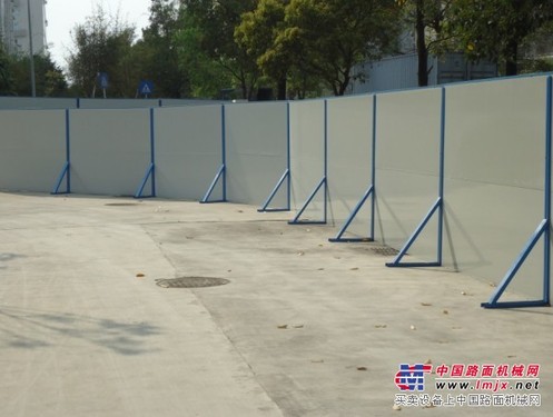 供应夹芯板活动围墙报价及出售 