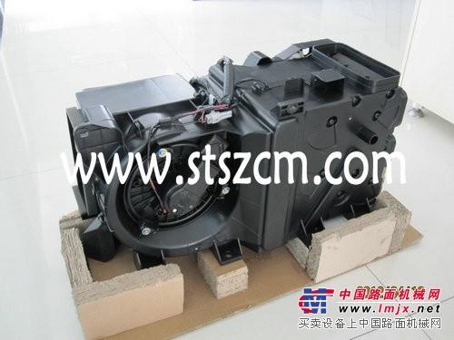 小松PC220-7-8空调总成，空调压缩机，空调面板