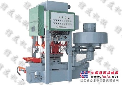 买制砖机首先不要注重制砖机价格