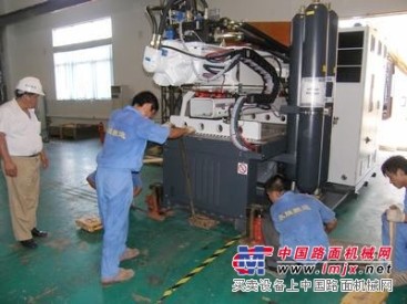上海松江区电动内燃叉车出租-包月包年-工厂设备搬迁机器移定位