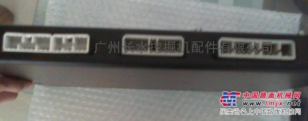 現(xiàn)代R225-7挖掘機電腦板