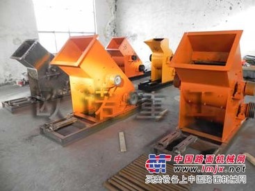 高端技术煤矸石粉碎机形成有力市场竞争