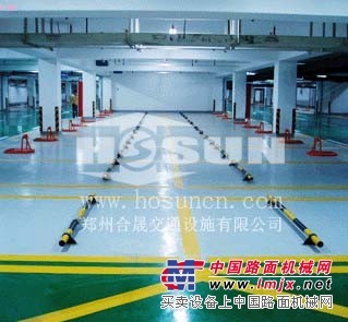 公路划线施工合晟地下停车位车库划线5.29