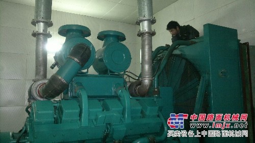 维修500KW康明斯柴油发电机广州销售中心
