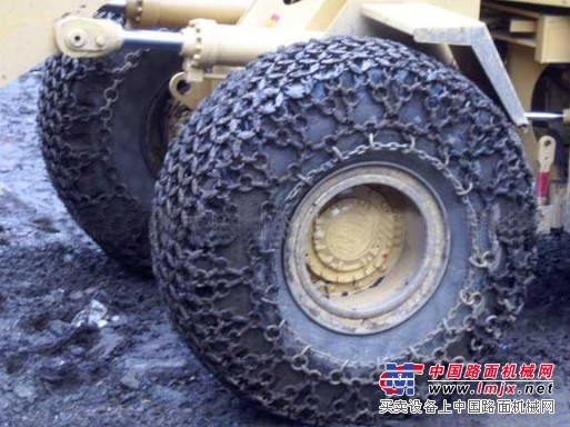 供应铲车轮胎保护链20.5-25铲车保护链，40#轮胎保护链