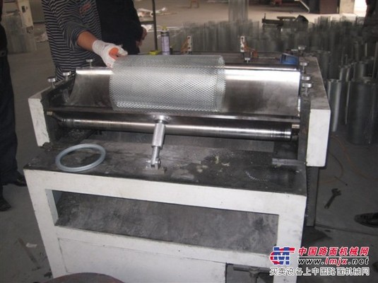 厂家出售滤芯设备价格