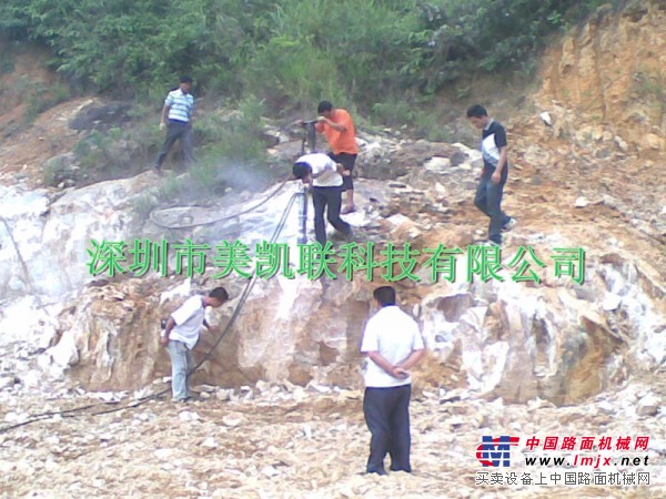 美凯联分裂机为您的工期保驾护航
