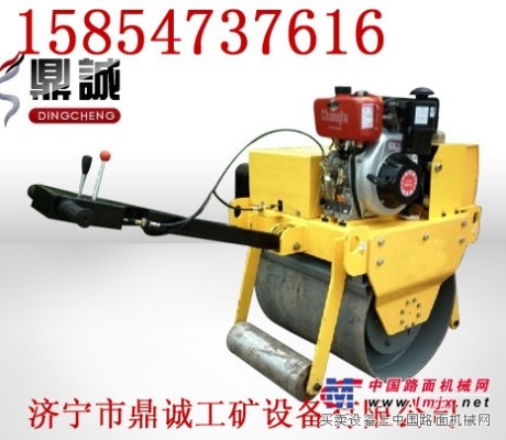供应价格优惠大轮径手扶式压路机 重型手扶式单轮压路机 
