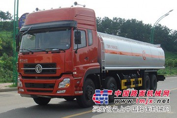 供應歐曼前四後八運油車 18噸油罐車價格 18噸油罐車質量