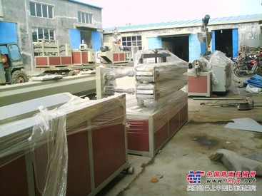 那里塑料管材生产线好 电话 13864863481