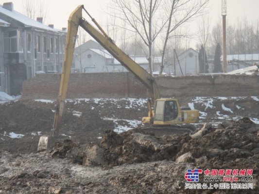 杭州市加长臂挖掘机出租18-23米加长
