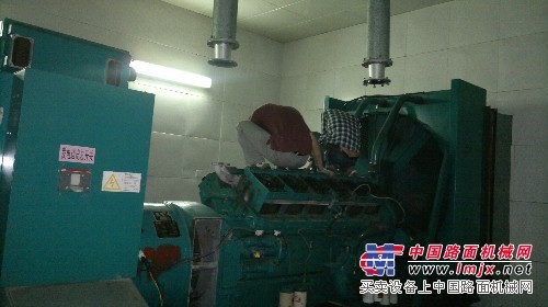 康明斯柴油发电机组 广州发电机组维修厂家