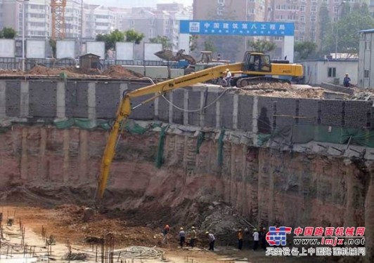 出租长臂挖掘机扬州18-23米长臂挖掘机出租