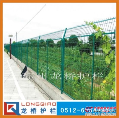 扬州护栏网，扬州高速公路护栏网，扬州防护网，扬州隔离网
