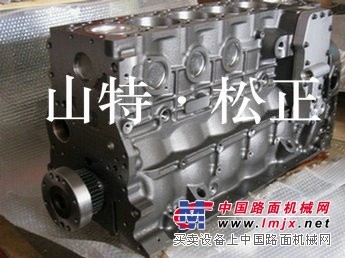 小松240-8发动机气缸体,中缸总成,气缸盖,正厂配件