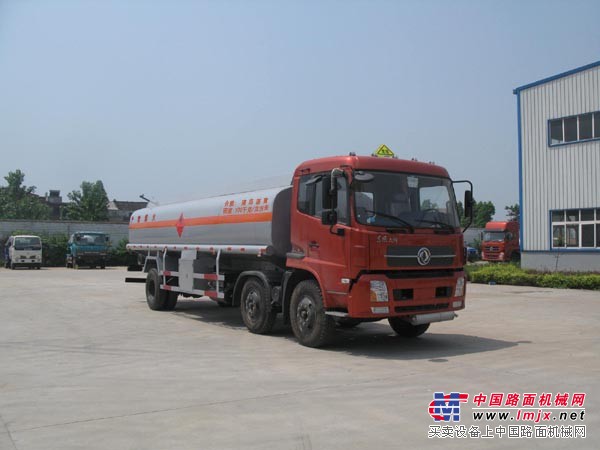 湖北成龙威特供东风31方液态沥青运输车