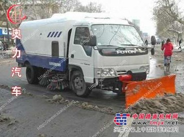 湖北随州多功能扫路推雪车价格