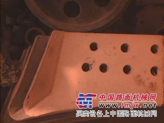专营山推D155A-3刀角