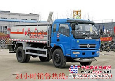 厂家直销多利卡油车