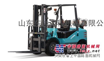龙工叉车德州专卖，龙工叉车不懈追求完美