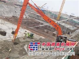 上海虹口区加长臂挖掘机出租