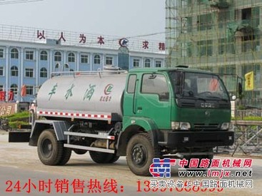 武汉哪里有售东风小型洒水车？13997868999