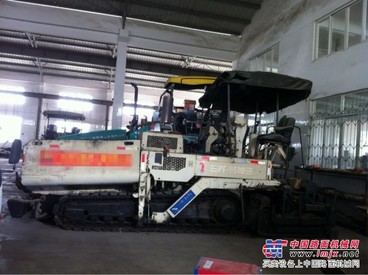 布鲁诺克斯PF-5500摊铺机